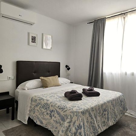 Oceanview Terrace Apartment ฟูเอนฮิโรลา ภายนอก รูปภาพ