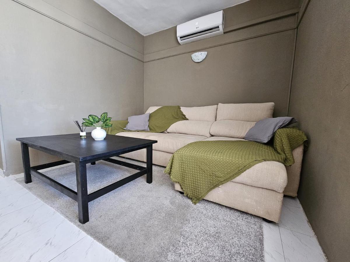 Oceanview Terrace Apartment ฟูเอนฮิโรลา ภายนอก รูปภาพ