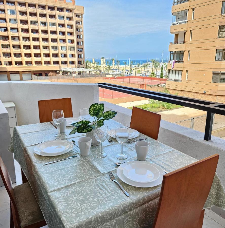 Oceanview Terrace Apartment ฟูเอนฮิโรลา ภายนอก รูปภาพ