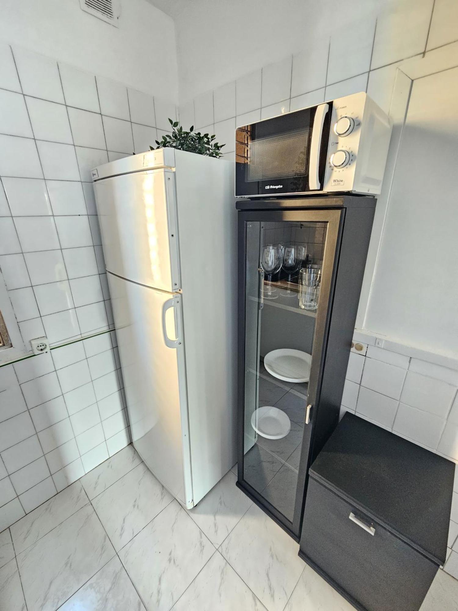 Oceanview Terrace Apartment ฟูเอนฮิโรลา ภายนอก รูปภาพ