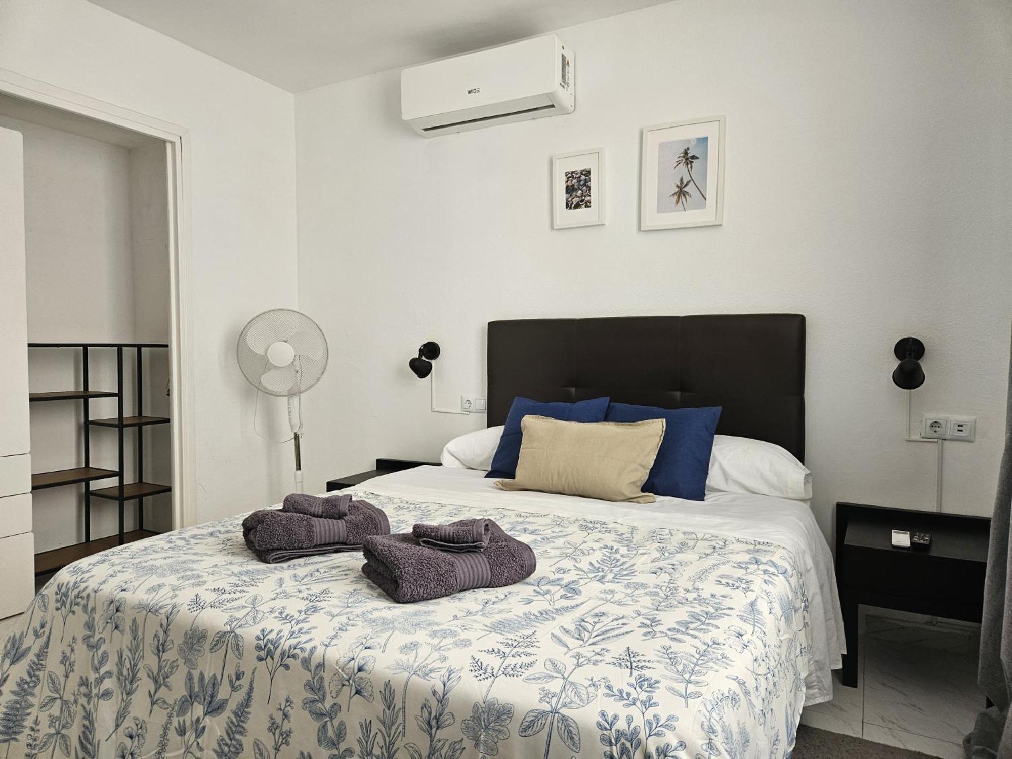 Oceanview Terrace Apartment ฟูเอนฮิโรลา ภายนอก รูปภาพ